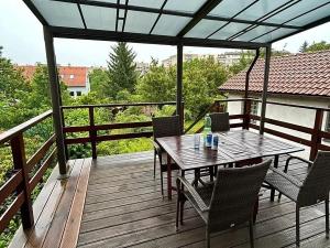 Pronájem bytu 2+kk, Praha - Košíře, Mikšovského, 57 m2