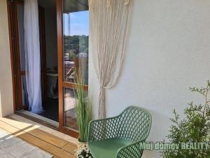Pronájem bytu 2+kk, Praha - Smíchov, Mošnova, 51 m2