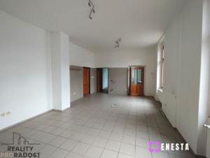 Pronájem skladu, Praha - Velká Chuchle, Dostihová, 50 m2