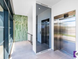 Prodej bytu 2+kk, Praha, U Elektry, 56 m2