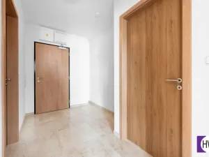 Prodej bytu 2+kk, Praha, Poděbradská, 56 m2
