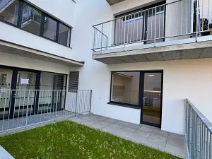 Pronájem bytu 1+kk, Brno, Spolková, 37 m2