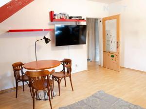 Prodej bytu 2+1, Liberec, Tanvaldská, 75 m2