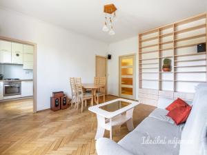 Pronájem bytu 2+1, Praha - Michle, Počátecká, 68 m2