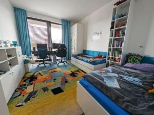 Pronájem bytu 3+kk, Praha - Holešovice, Jankovcova, 106 m2