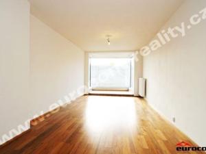 Pronájem bytu 2+kk, Praha, Komunardů, 64 m2
