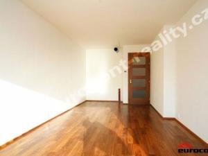 Pronájem bytu 2+kk, Praha, Komunardů, 64 m2