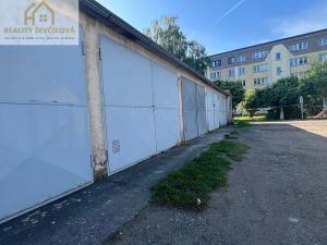 Prodej garáže, Hradec Králové, Severní, 18 m2