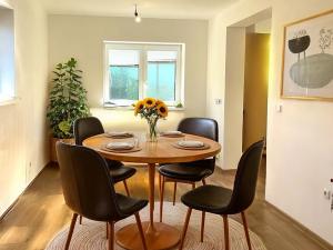 Prodej rodinného domu, Stříbrná Skalice, osada Na Hradcích, 158 m2