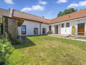 Pronájem bytu 3+1, Vrábče - Slavče, 100 m2