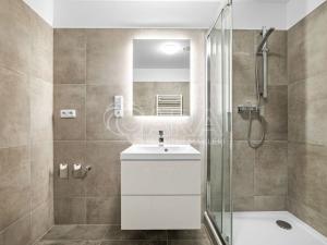 Pronájem bytu 2+kk, Plzeň - Újezd, Safírová, 54 m2