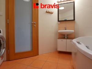 Pronájem bytu 2+kk, Brno, Vrchlického sad, 72 m2