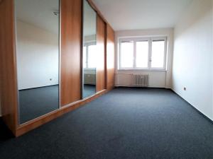 Pronájem bytu 2+1, Ostrava - Poruba, Badatelů, 56 m2