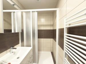 Pronájem bytu 2+kk, Praha, 48 m2