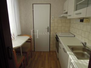 Prodej bytu 2+1, Praha - Kamýk, Smotlachova, 49 m2