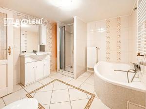 Pronájem bytu 3+1, Teplice, Českobratrská, 102 m2
