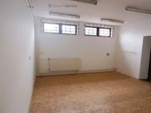 Pronájem obchodního prostoru, České Budějovice - České Budějovice 3, Jeremiášova, 102 m2