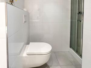 Prodej bytu 1+kk, Praha - Smíchov, U Pernikářky, 13 m2