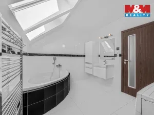 Prodej rodinného domu, Vestec, K Remízku, 206 m2