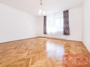 Pronájem bytu 4+1, Praha - Dejvice, Nad Šárkou, 150 m2
