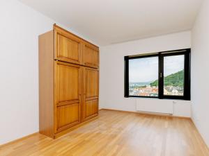 Prodej bytu 3+kk, Karlovy Vary, Pražská silnice, 88 m2