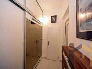 Pronájem bytu 2+kk, Praha - Košíře, Vrchlického, 51 m2