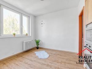 Pronájem bytu 1+1, Karviná, Kašparova, 37 m2