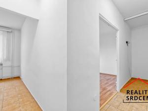 Pronájem bytu 1+1, Karviná, Závodní, 39 m2