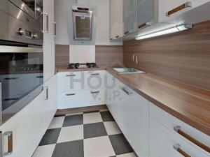 Prodej bytu 2+kk, Praha - Prosek, Ctěnická, 39 m2