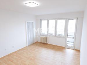 Pronájem bytu 1+1, Karviná - Hranice, Bratr. Veverkových, 34 m2