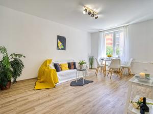 Pronájem bytu 2+kk, Most, Zdeňka Štěpánka, 54 m2