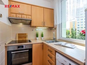 Prodej bytu 1+kk, Praha - Háje, Hekrova, 31 m2