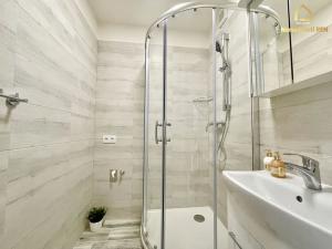 Pronájem bytu 2+1, Ostrava, Výškovická, 59 m2