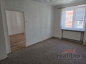 Pronájem bytu 2+1, Opava - Město, Ostrožná, 54 m2
