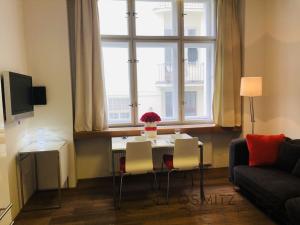 Pronájem bytu 2+kk, Praha, Bílkova, 37 m2