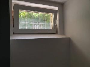 Pronájem skladu, Praha - Smíchov, Jindřicha Plachty, 13 m2