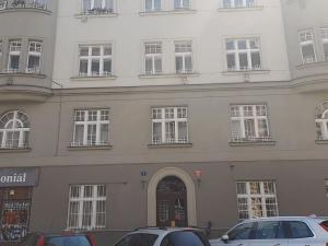 Pronájem skladu, Praha - Smíchov, Jindřicha Plachty, 13 m2