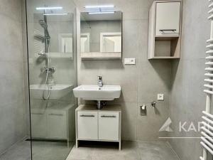 Pronájem bytu 2+kk, Opava, Císařského pluku, 64 m2