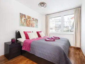 Pronájem bytu 2+kk, Praha - Břevnov, Vodňanského, 35 m2