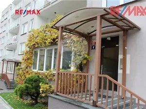 Pronájem bytu 2+kk, Praha - Břevnov, Vodňanského, 35 m2