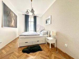 Pronájem bytu 2+1, Praha - Nové Město, Jungmannova, 65 m2
