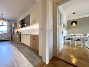 Pronájem bytu 2+1, Praha - Nové Město, Jungmannova, 65 m2
