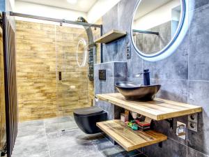 Pronájem bytu 2+kk, Hradec Králové - Slezské Předměstí, třída SNP, 56 m2