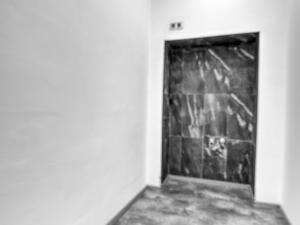 Pronájem bytu 2+kk, Hradec Králové - Slezské Předměstí, třída SNP, 56 m2