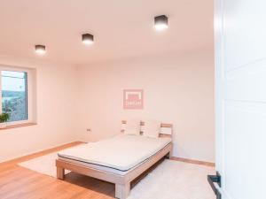 Prodej rodinného domu, Tachlovice, 150 m2