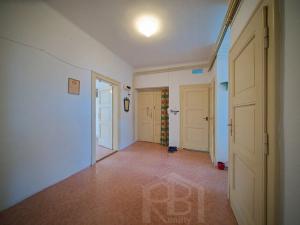 Prodej bytu 3+kk, Jindřichův Hradec, Sládkova, 79 m2