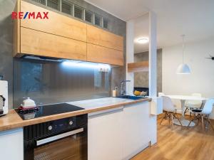 Pronájem bytu 3+kk, Pardubice, S. K. Neumanna, 55 m2