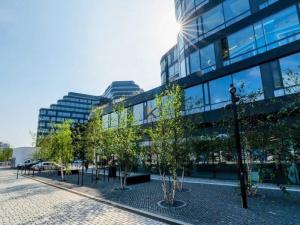 Pronájem obchodního prostoru, Praha - Strašnice, náměstí Marie Schmolkové, 342 m2