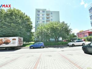 Prodej bytu 3+1, Jičín - Valdické Předměstí, Pod lipami, 63 m2