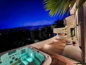 Prodej vily, Puerto de la Cruz, Španělsko, 341 m2